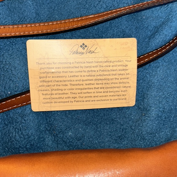 Vintage Rare Find Patricia Nash Tan Leather purse. Style #P57801 - Picture 3 of 14